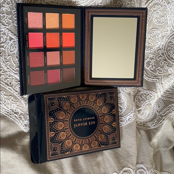 Eye palette - Picture 1 of 3